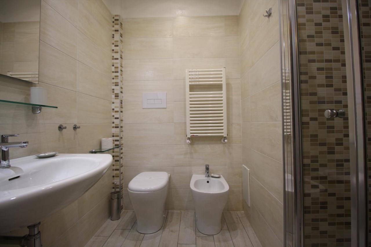 Recia Room Neapel Exterior foto